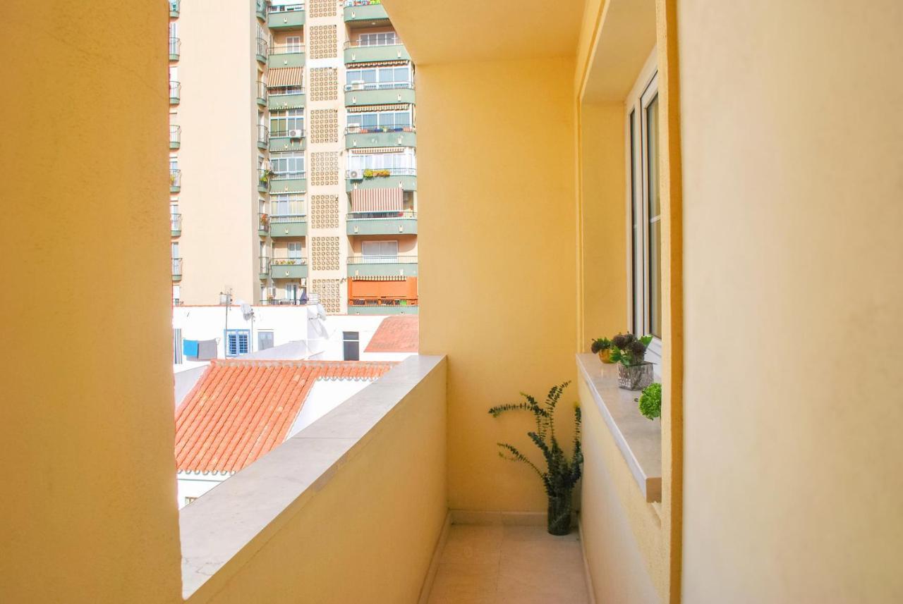 Homely Málaga Malagueta junto al mar Esterno foto