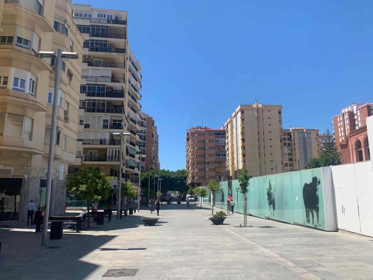 Homely Málaga Malagueta junto al mar Esterno foto